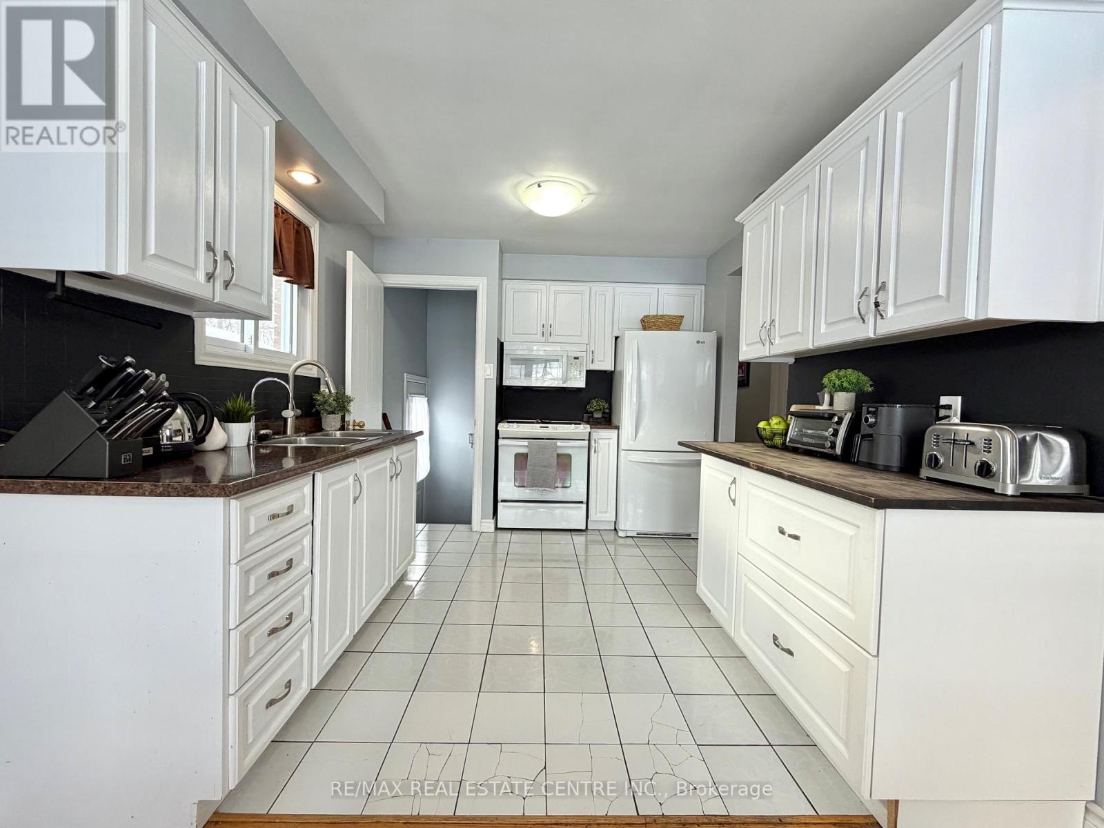 66 Chalmers Street S, Cambridge, Ontario  N1R 6A6 - Photo 16 - X12604188