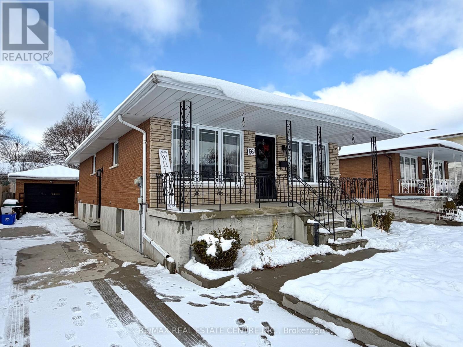66 Chalmers Street S, Cambridge, Ontario  N1R 6A6 - Photo 2 - X12604188