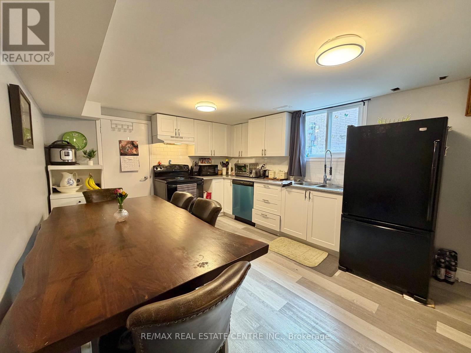 66 Chalmers Street S, Cambridge, Ontario  N1R 6A6 - Photo 30 - X12604188