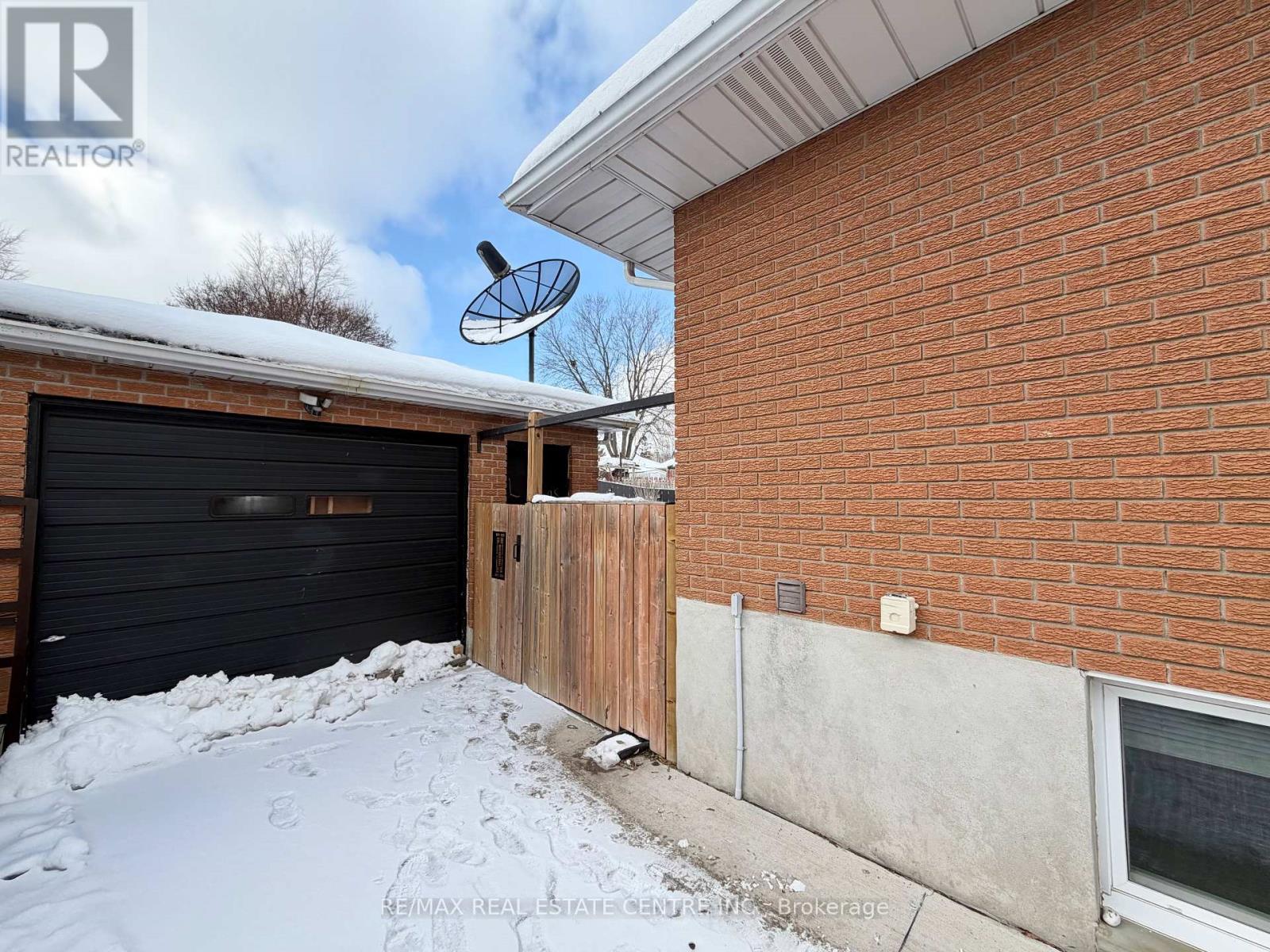 66 Chalmers Street S, Cambridge, Ontario  N1R 6A6 - Photo 5 - X12604188