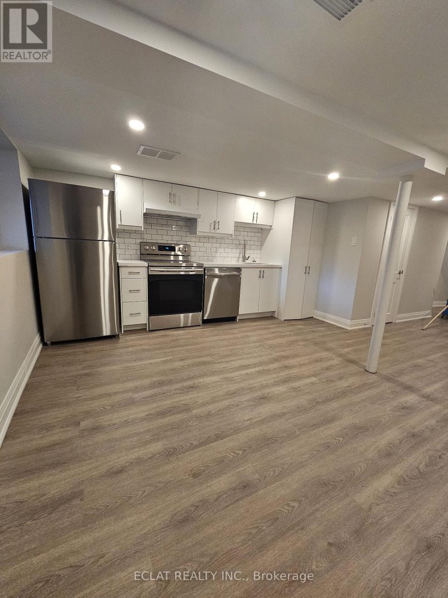 Unit 2 - 50 East 24th Street, Hamilton, Ontario  L8V 2X7 - Photo 5 - X12604196