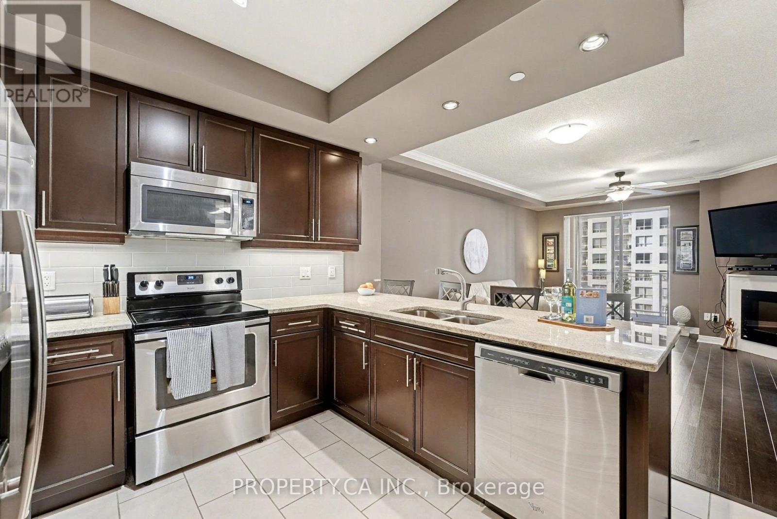 1211 - 330 Ridout Street N, London East, Ontario  N6A 0A7 - Photo 8 - X12604216