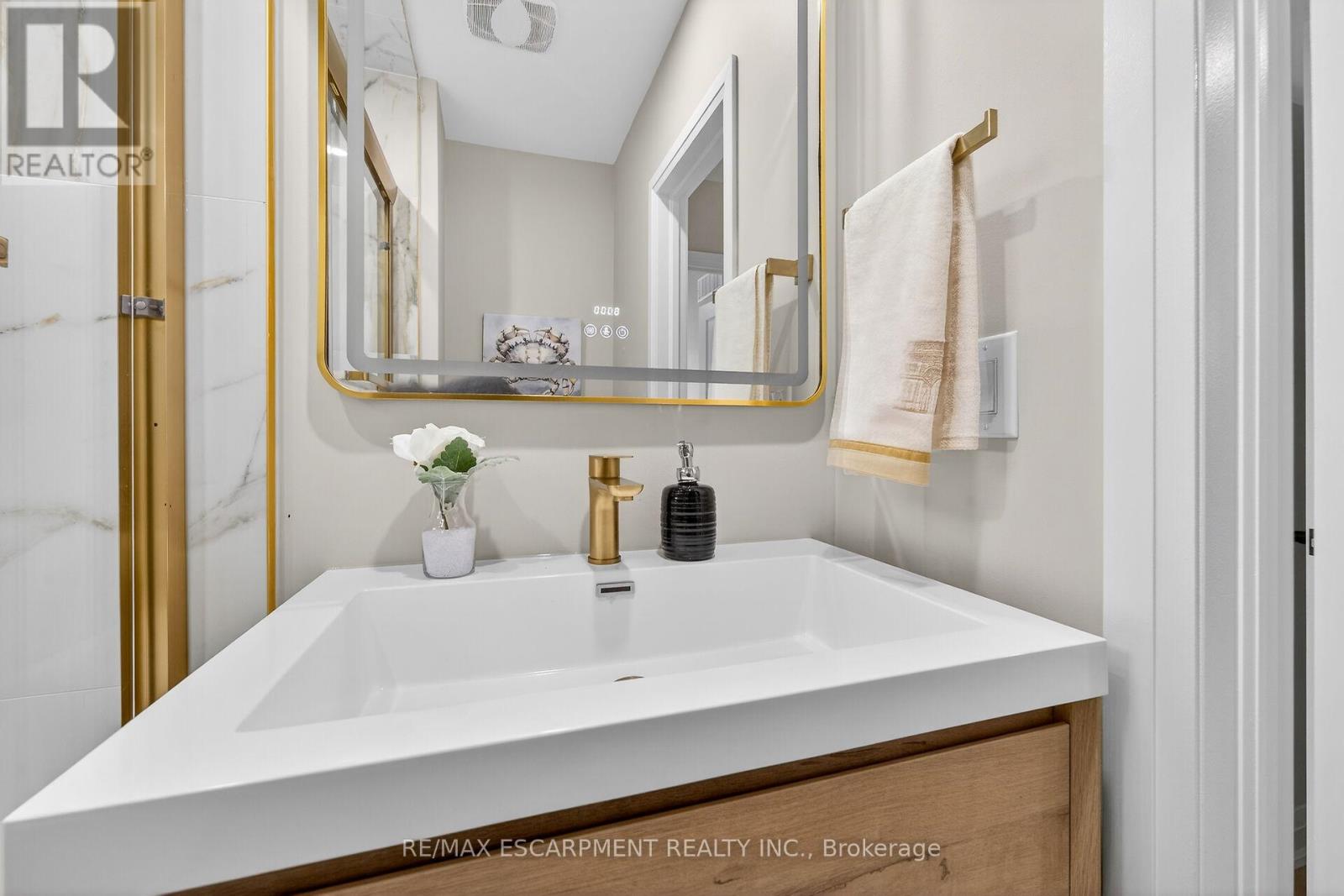 257 Broadway Avenue, Hamilton, Ontario  L8S 2W7 - Photo 16 - X12604220