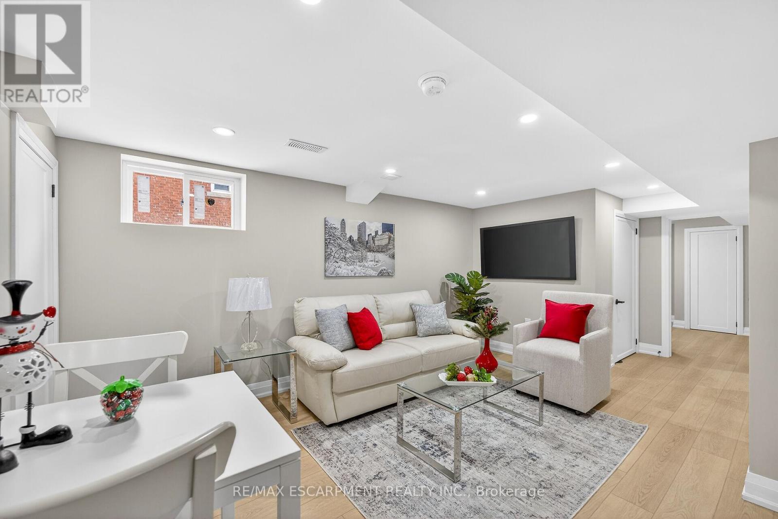 257 Broadway Avenue, Hamilton, Ontario  L8S 2W7 - Photo 26 - X12604220