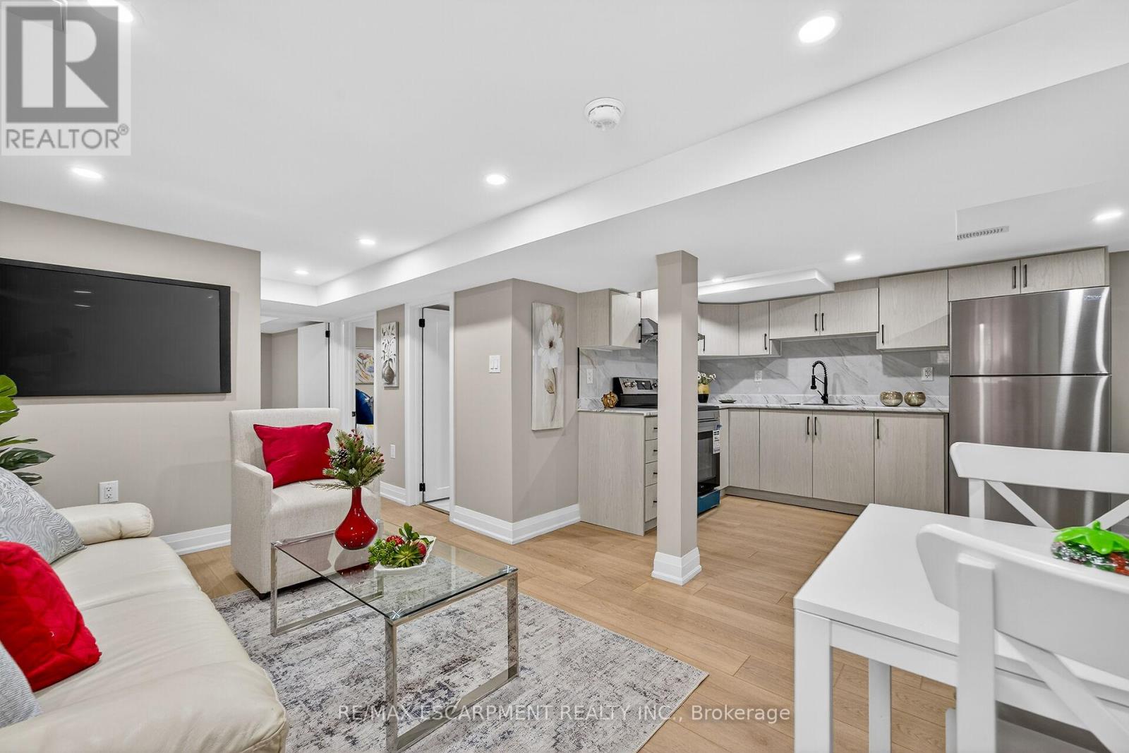 257 Broadway Avenue, Hamilton, Ontario  L8S 2W7 - Photo 27 - X12604220