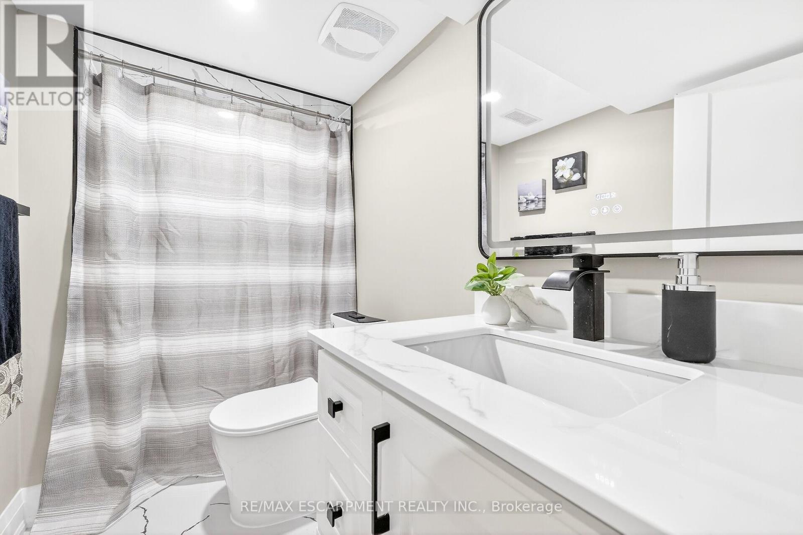 257 Broadway Avenue, Hamilton, Ontario  L8S 2W7 - Photo 31 - X12604220