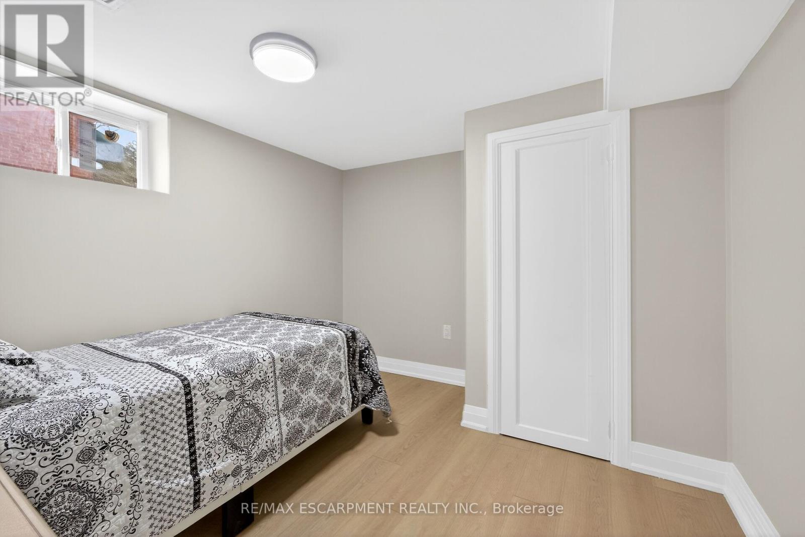 257 Broadway Avenue, Hamilton, Ontario  L8S 2W7 - Photo 34 - X12604220