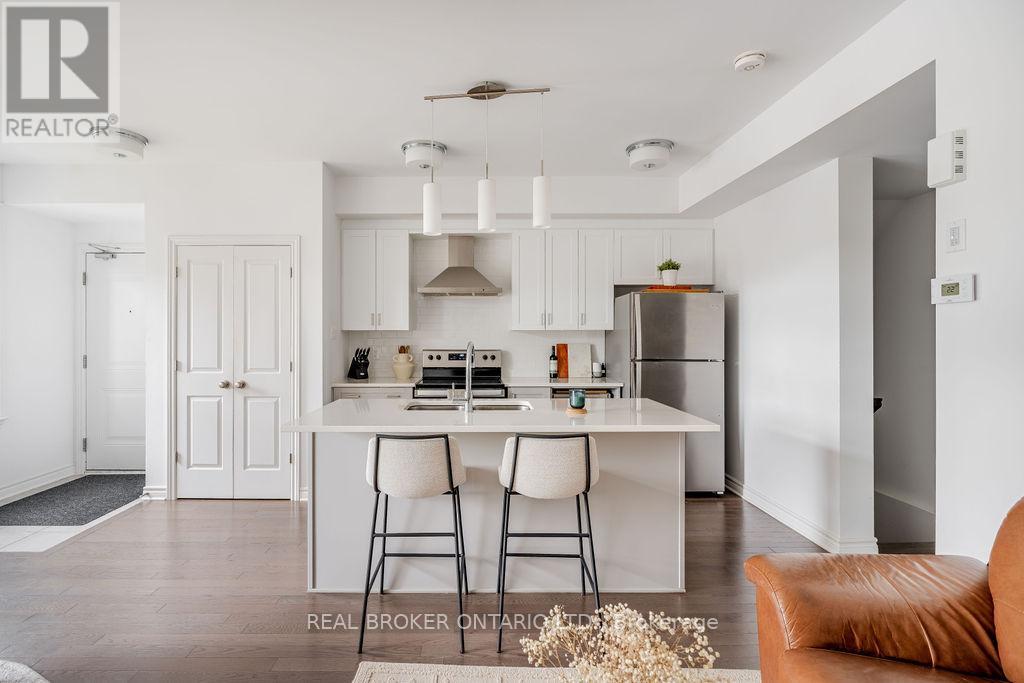 23 - 590 Compass Street, Ottawa, Ontario  K1W 0L7 - Photo 3 - X12604276