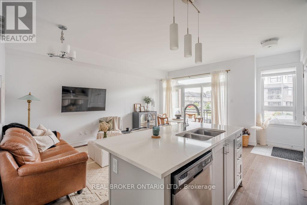 23 - 590 Compass Street, Ottawa, Ontario  K1W 0L7 - Photo 8 - X12604276