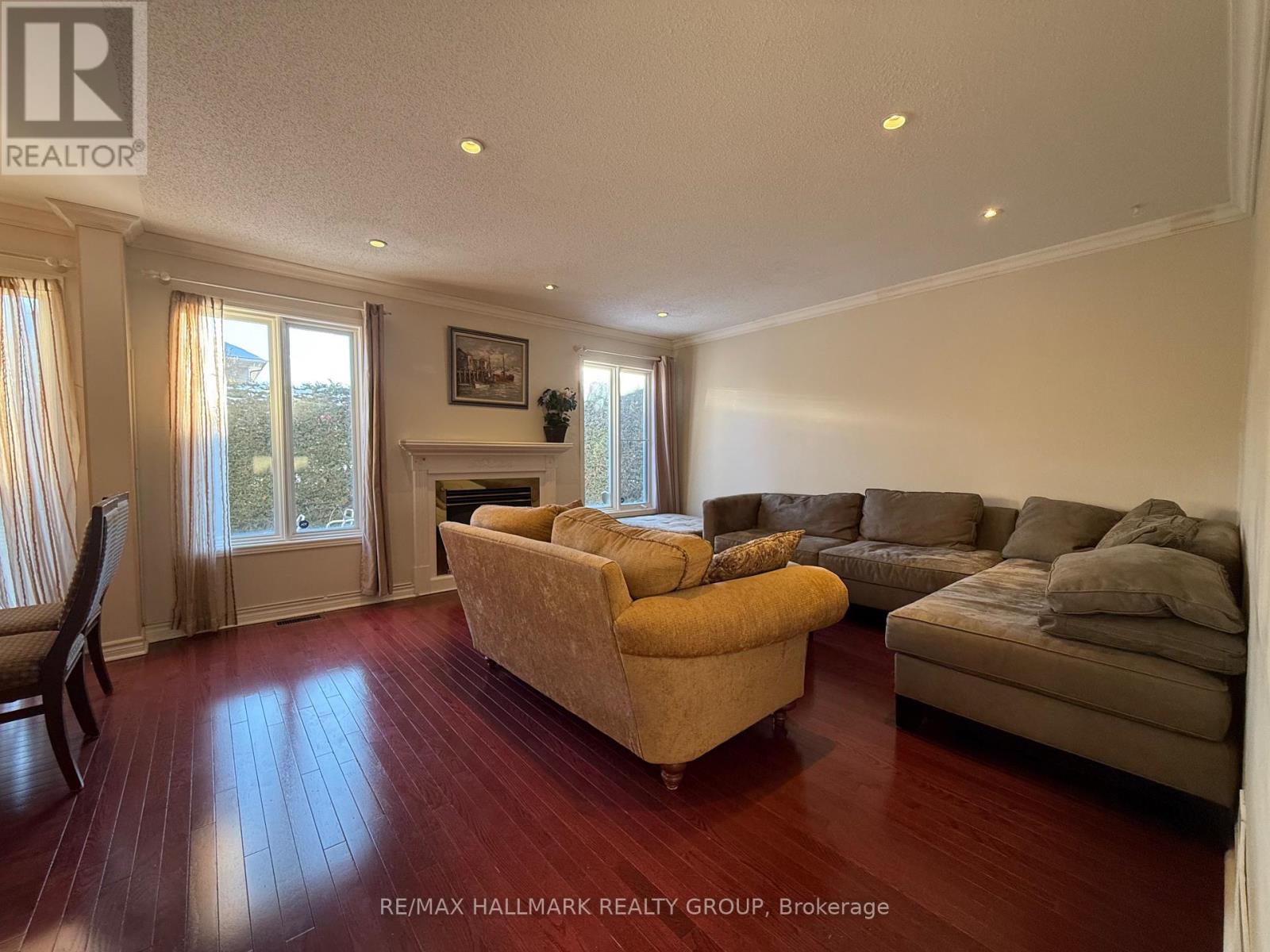 2 Kentsdale Drive E, Ottawa, Ontario  K2G 6K2 - Photo 9 - X12604338