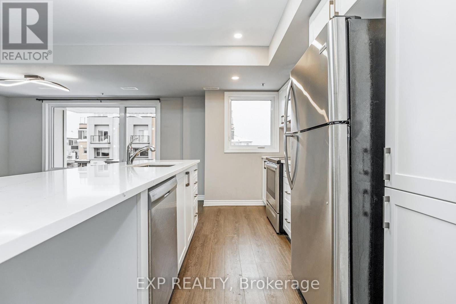 635 Makwa Private, Ottawa, Ontario  K1K 5A3 - Photo 8 - X12604452