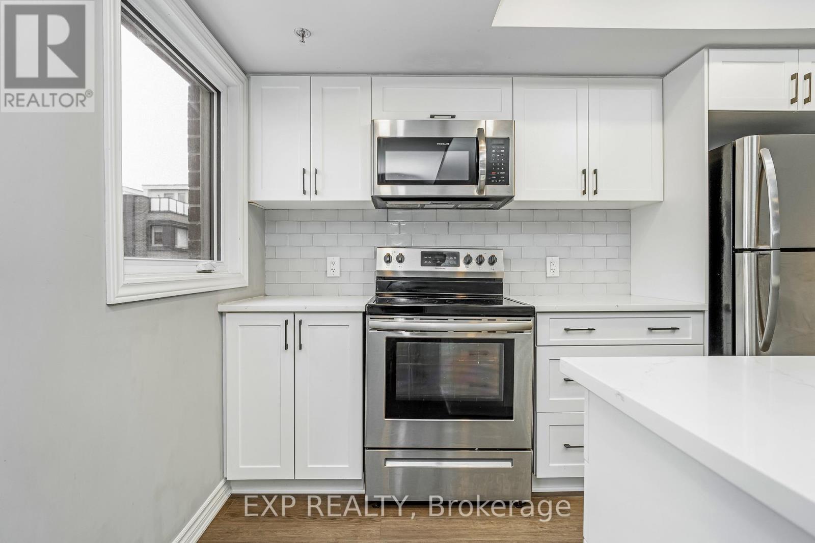 635 Makwa Private, Ottawa, Ontario  K1K 5A3 - Photo 9 - X12604452