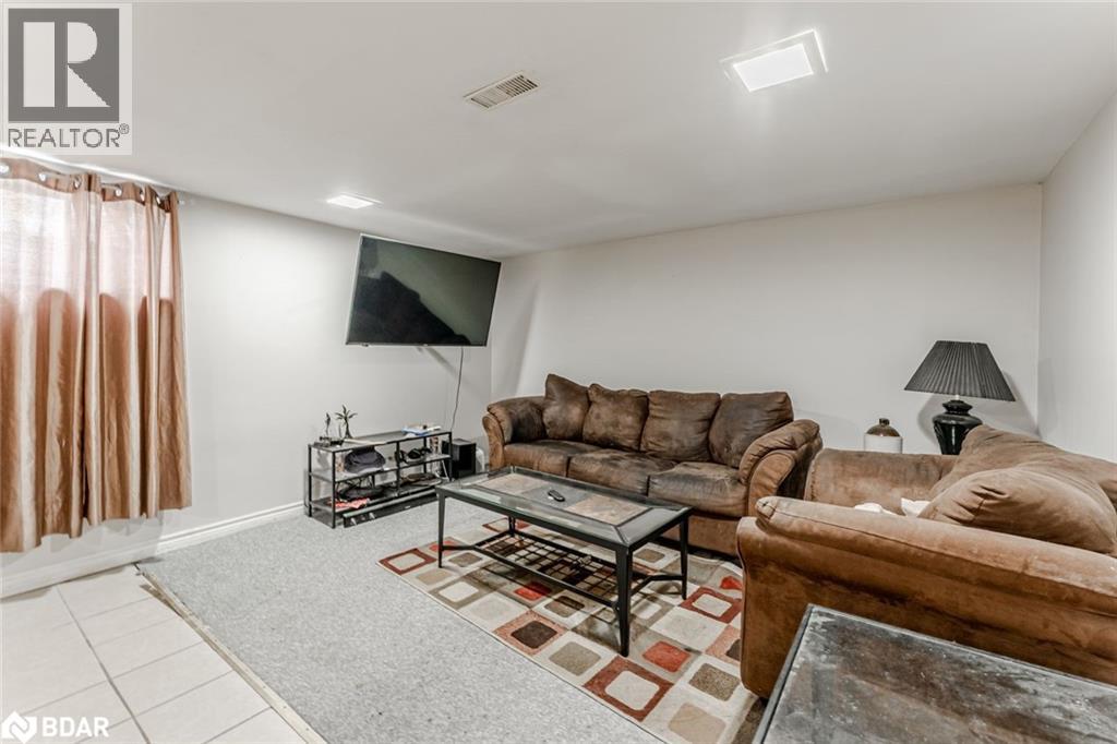 34/36 Centre Street, Angus, Ontario  L0M 1B0 - Photo 11 - 40792574