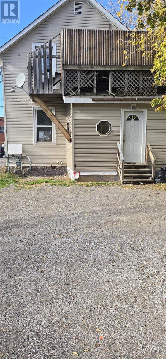 14 Blucher St, Sault Ste Marie, Ontario  P6A 2V4 - Photo 2 - SM252376