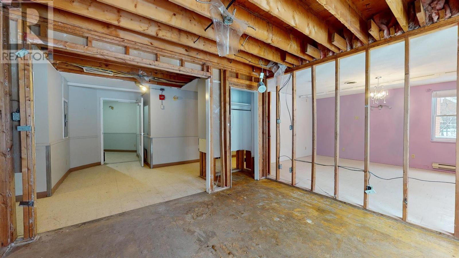 1020 Queen St E, Sault Ste. Marie, Ontario  P6A 2C6 - Photo 15 - SM253416