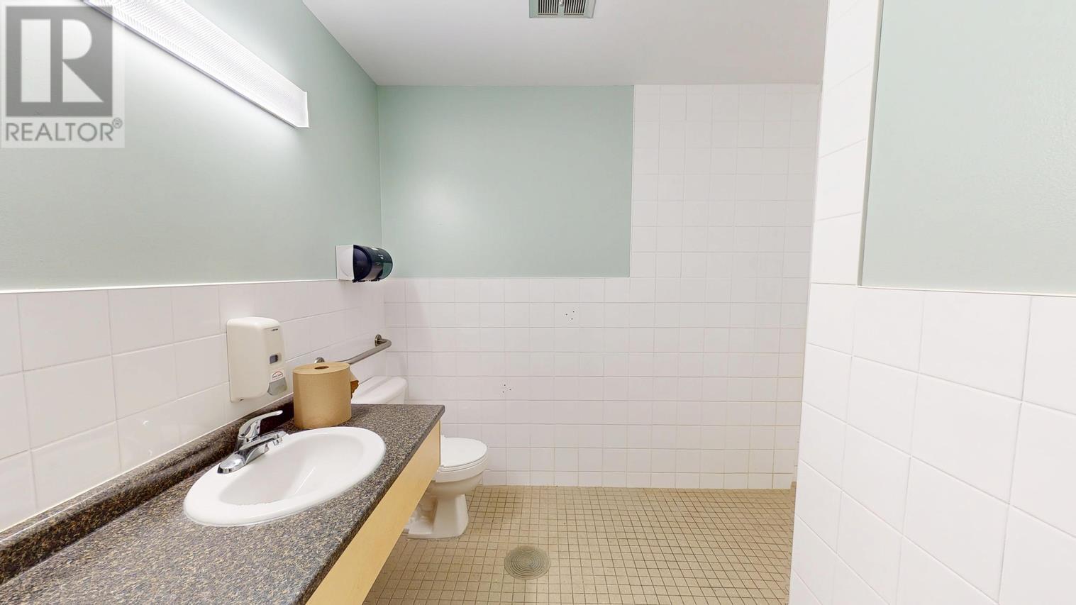 1020 Queen St E, Sault Ste. Marie, Ontario  P6A 2C6 - Photo 48 - SM253416