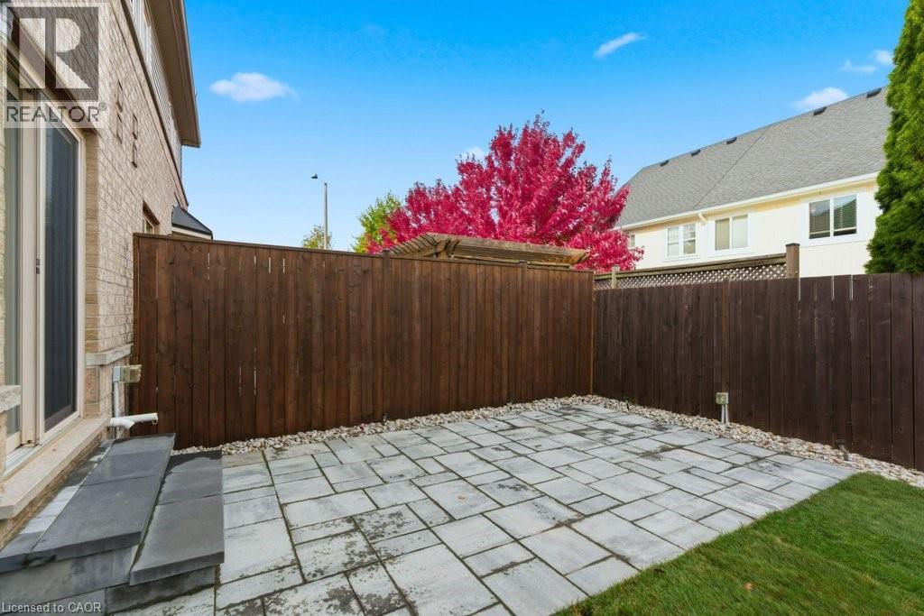 113 Thornlodge Drive, Waterdown, Ontario  L8B 0N4 - Photo 38 - 40783712