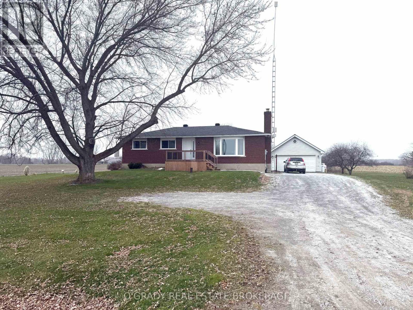 4472 Lords Mills Road, Augusta, Ontario  K0E 1T0 - Photo 3 - X12604354