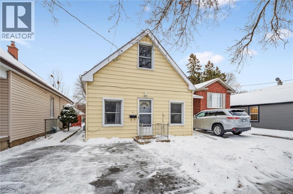 11 Hill Avenue, Brantford, Ontario  N3R 4G8 - Photo 1 - 40792028