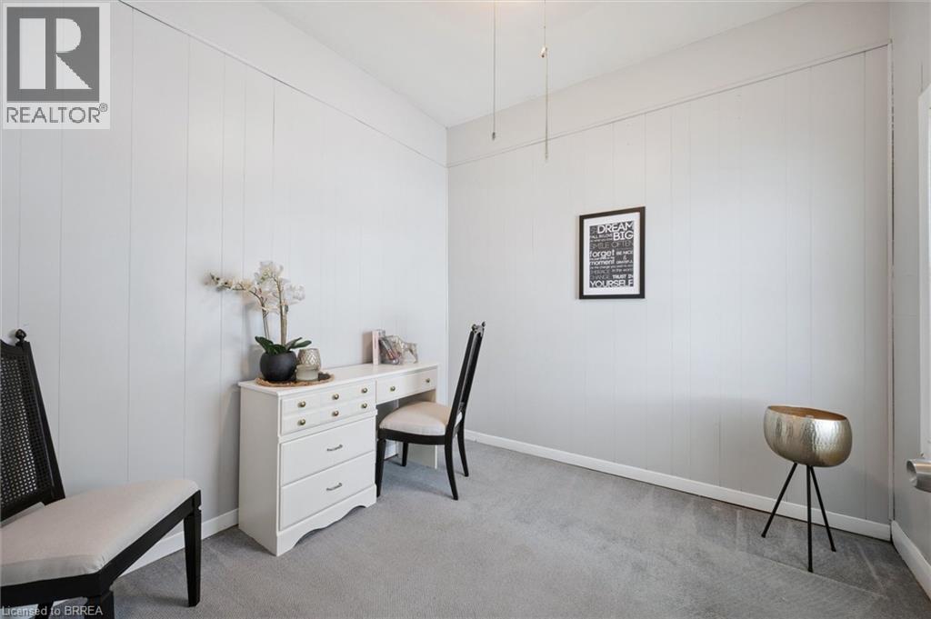 11 Hill Avenue, Brantford, Ontario  N3R 4G8 - Photo 10 - 40792028