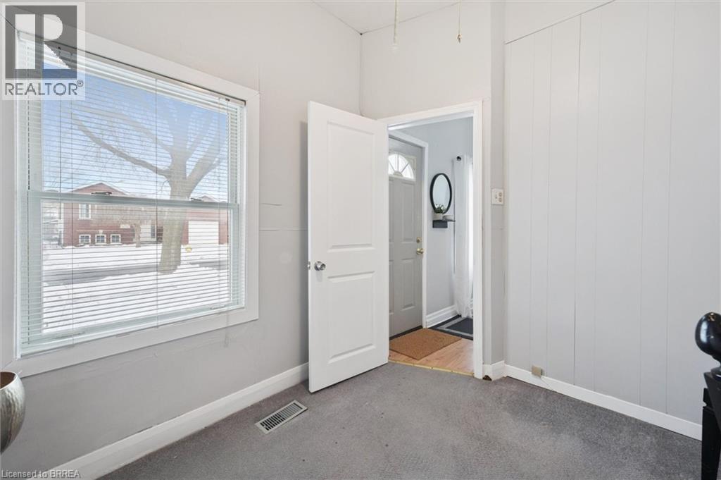 11 Hill Avenue, Brantford, Ontario  N3R 4G8 - Photo 11 - 40792028