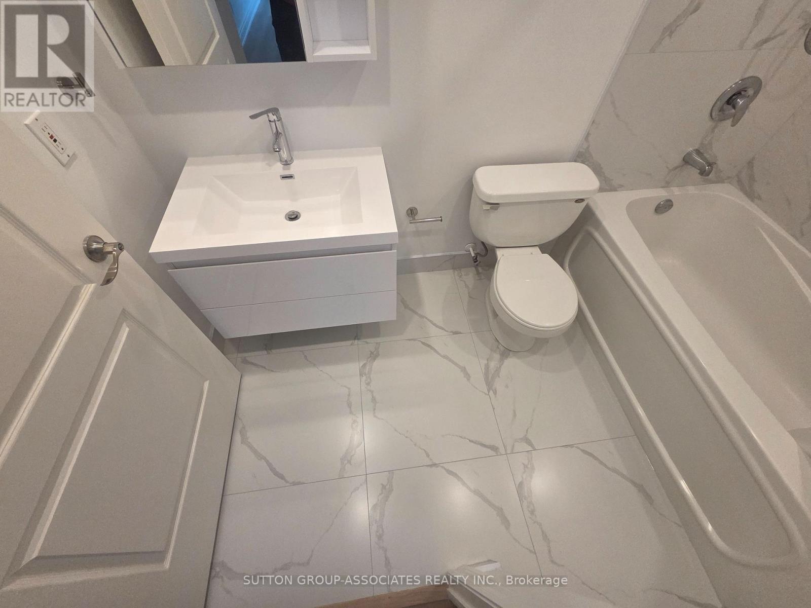 207 - 11 William Carson Crescent, Toronto (St. Andrew-Windfields), Ontario  M2P 2G1 - Photo 10 - C12604280