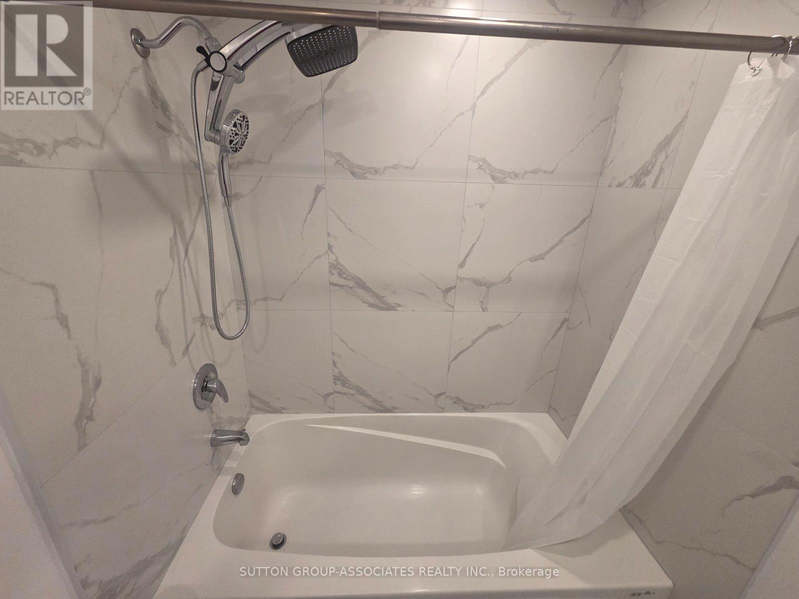 207 - 11 William Carson Crescent, Toronto (St. Andrew-Windfields), Ontario  M2P 2G1 - Photo 11 - C12604280