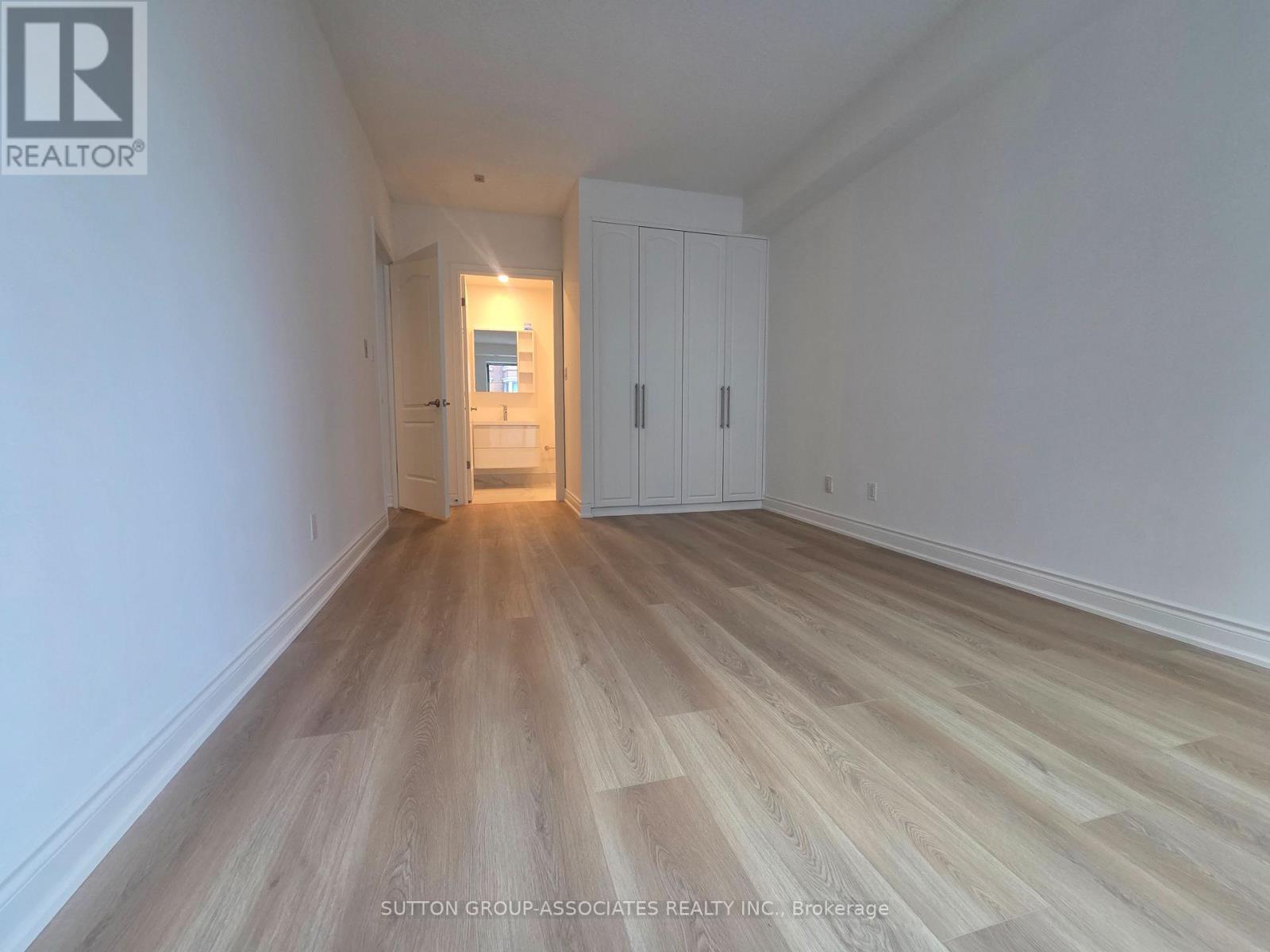 207 - 11 William Carson Crescent, Toronto (St. Andrew-Windfields), Ontario  M2P 2G1 - Photo 8 - C12604280