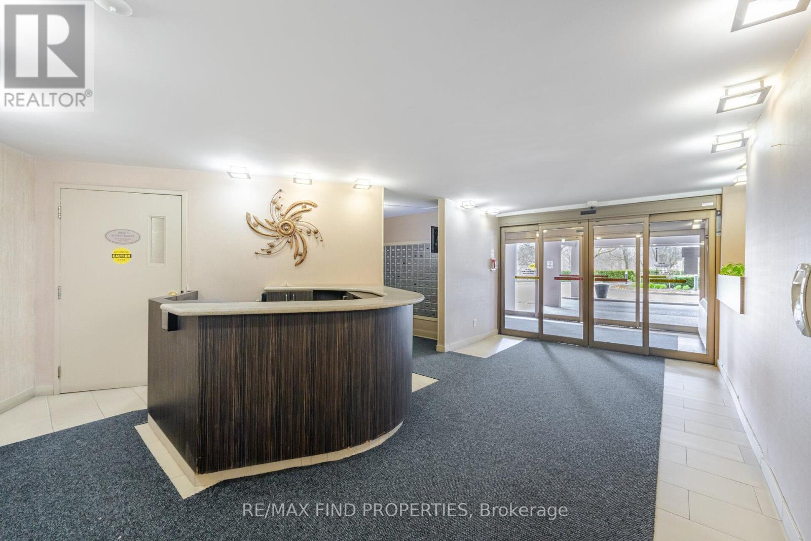 403 - 20 Edgecliffe Golfway, Toronto, Ontario  M3C 3A4 - Photo 3 - C12604318