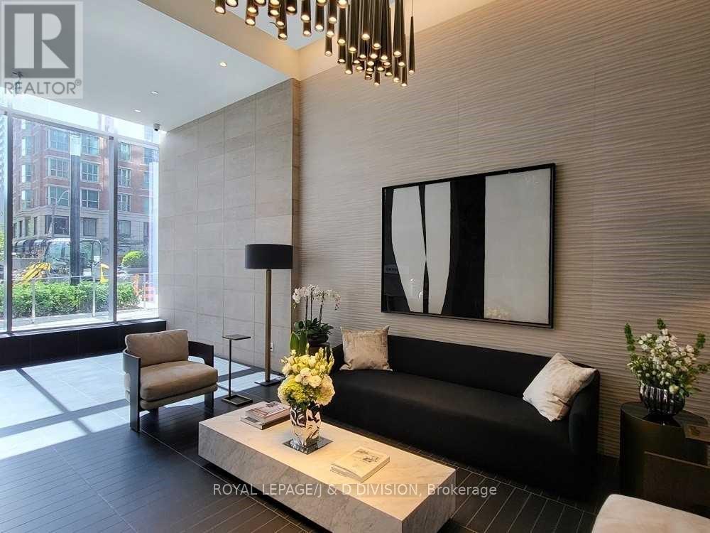 1812 - 188 Cumberland Street, Toronto, Ontario  M5R 0B6 - Photo 11 - C12604342