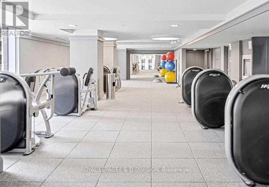 1812 - 188 Cumberland Street, Toronto, Ontario  M5R 0B6 - Photo 14 - C12604342