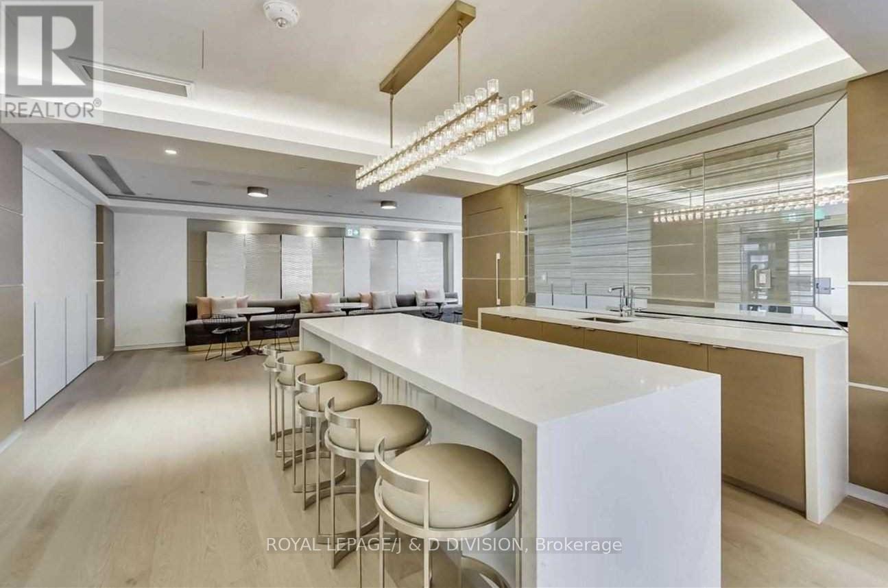 1812 - 188 Cumberland Street, Toronto, Ontario  M5R 0B6 - Photo 19 - C12604342