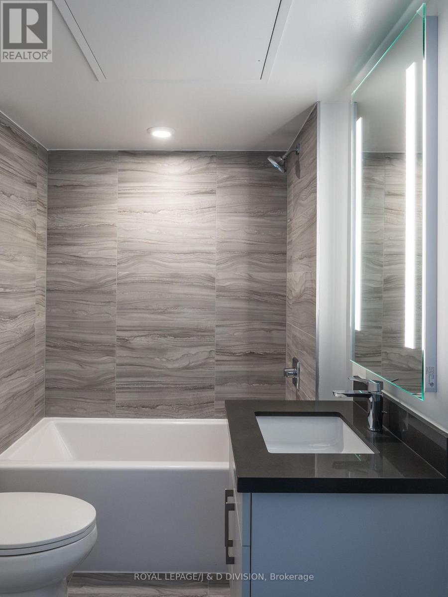 1812 - 188 Cumberland Street, Toronto, Ontario  M5R 0B6 - Photo 9 - C12604342