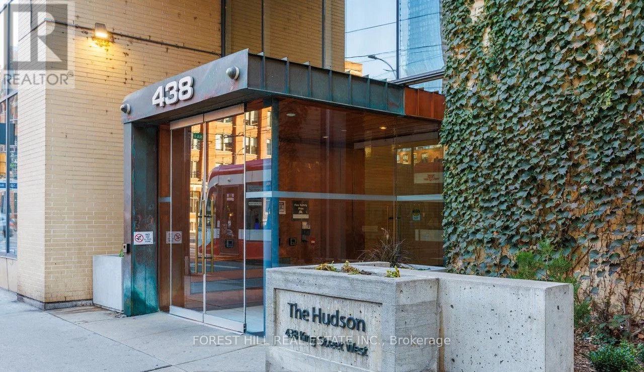 1116 - 438 King Street W, Toronto, Ontario  M5V 1L4 - Photo 2 - C12604376