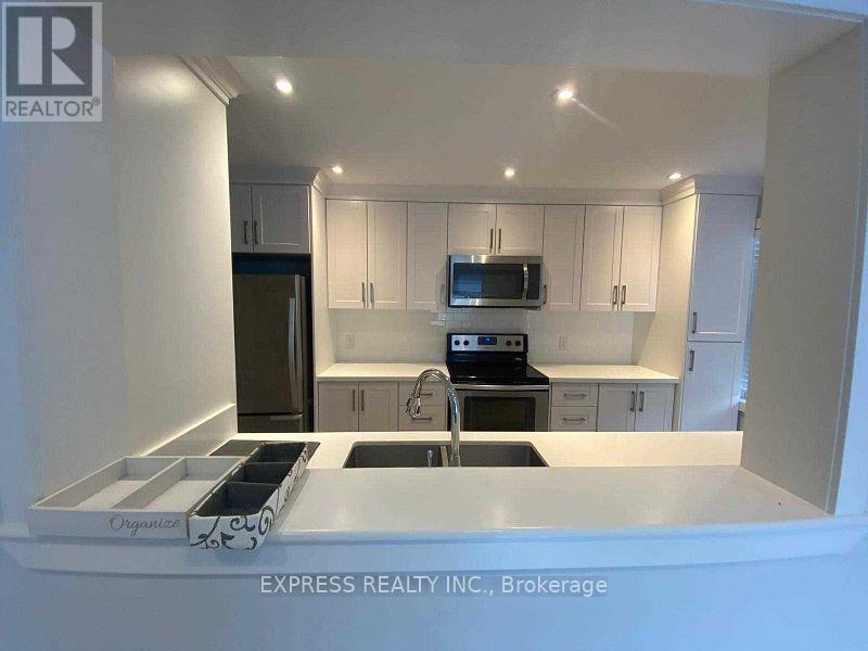 1 - 601 Old Orchard Grove, Toronto, Ontario  M5M 2H3 - Photo 5 - C12604538