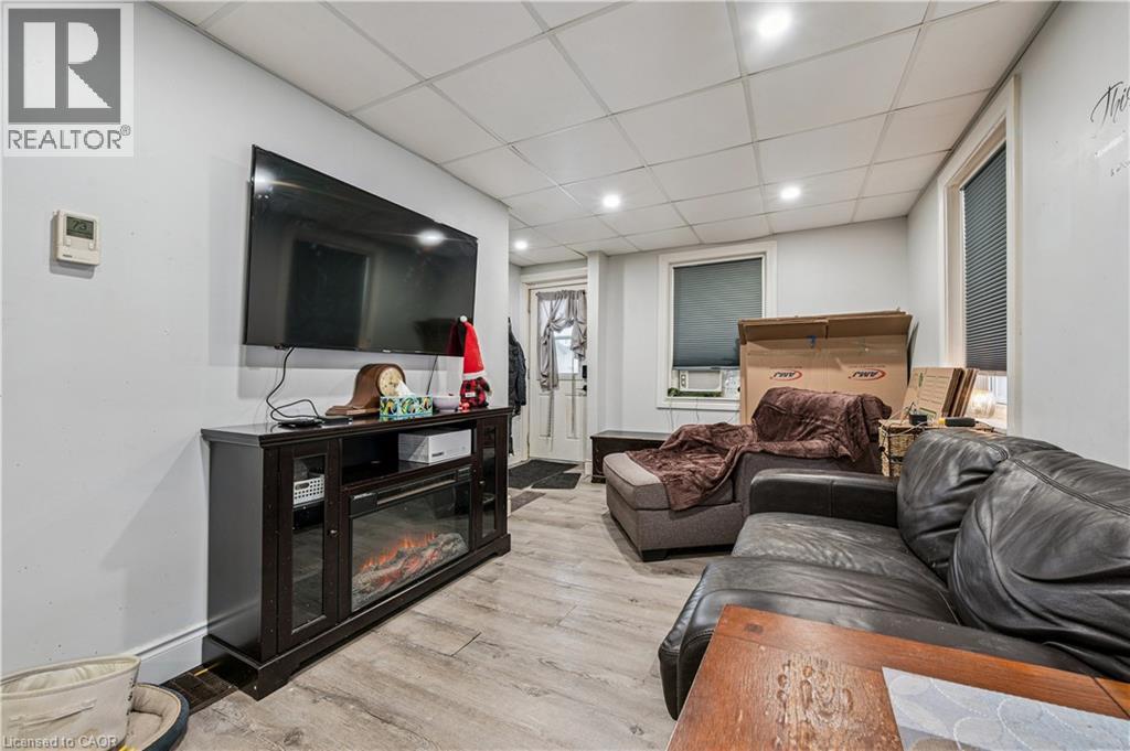 145 Tannery Street, Baden, Ontario  N3C 1H2 - Photo 8 - 40789703