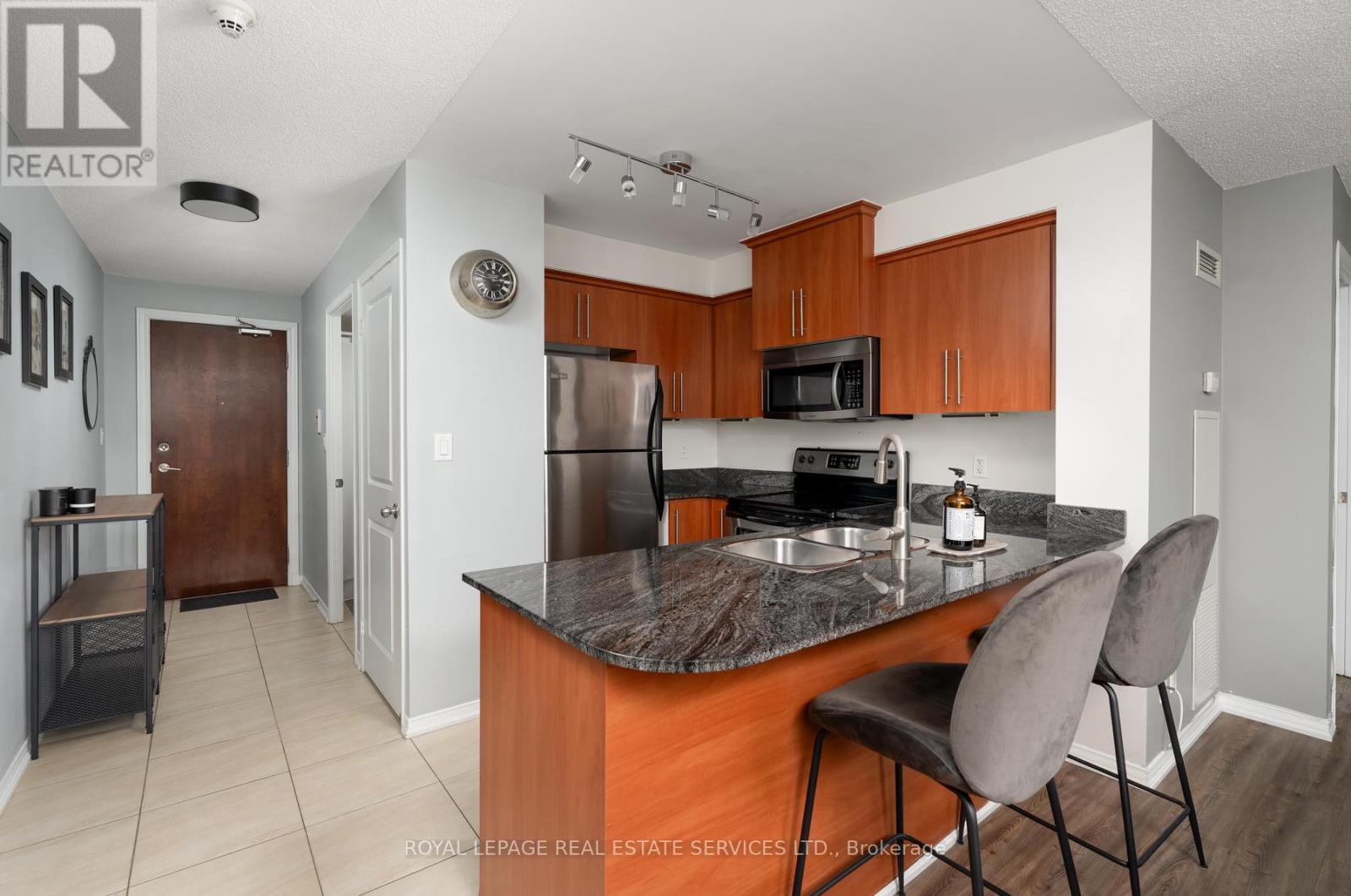 2e - 8 Rosebank Drive, Toronto, Ontario  M1B 5Z3 - Photo 7 - E12604374