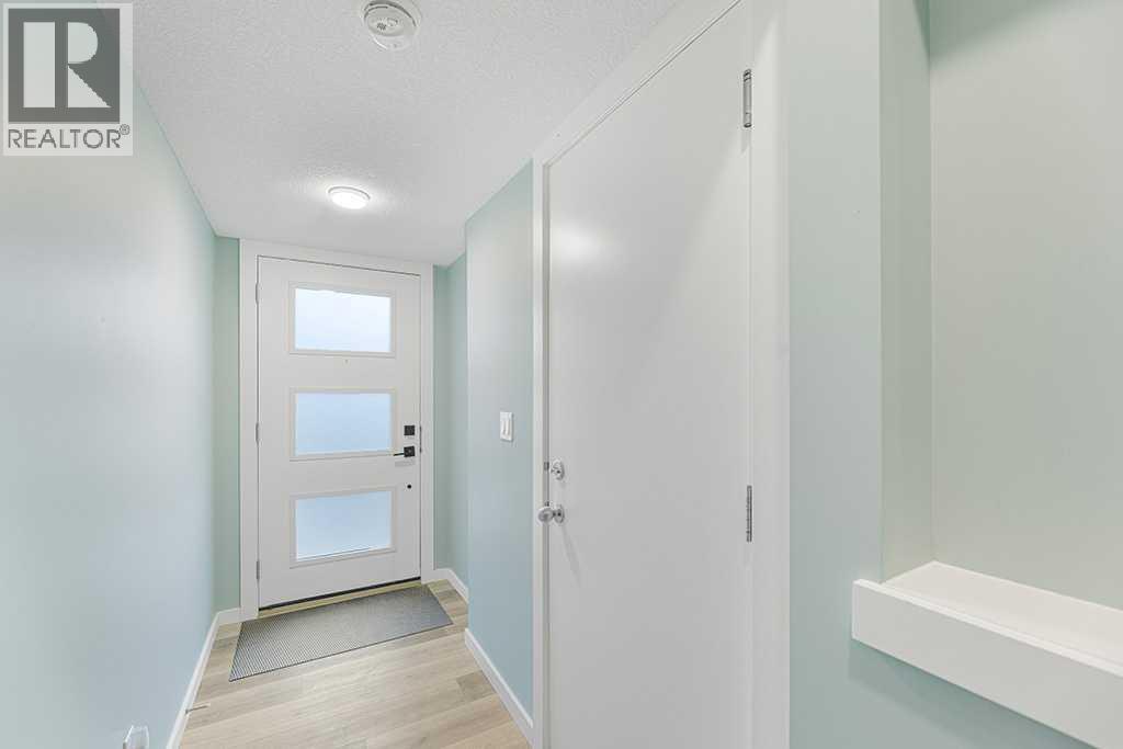 25 Spring Willow Close Sw, Calgary, Alberta  T3H 6E8 - Photo 17 - A2265314