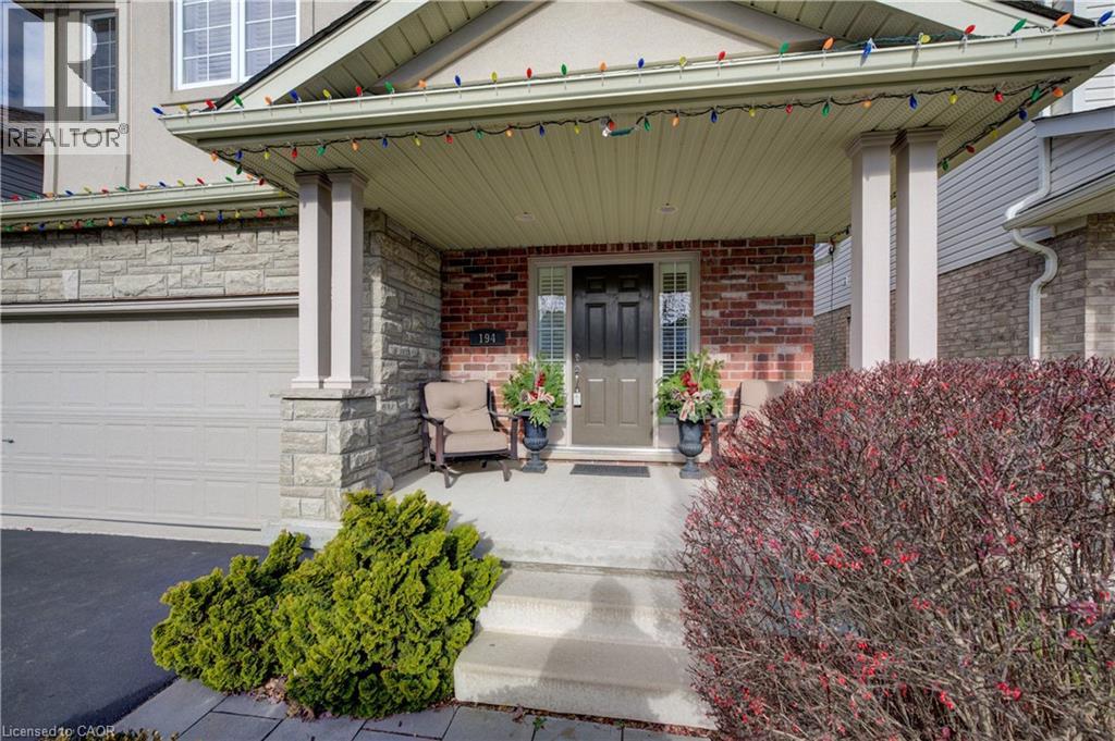 194 Brookmead Street, Elmira, Ontario  N3B 3N8 - Photo 4 - 40789875