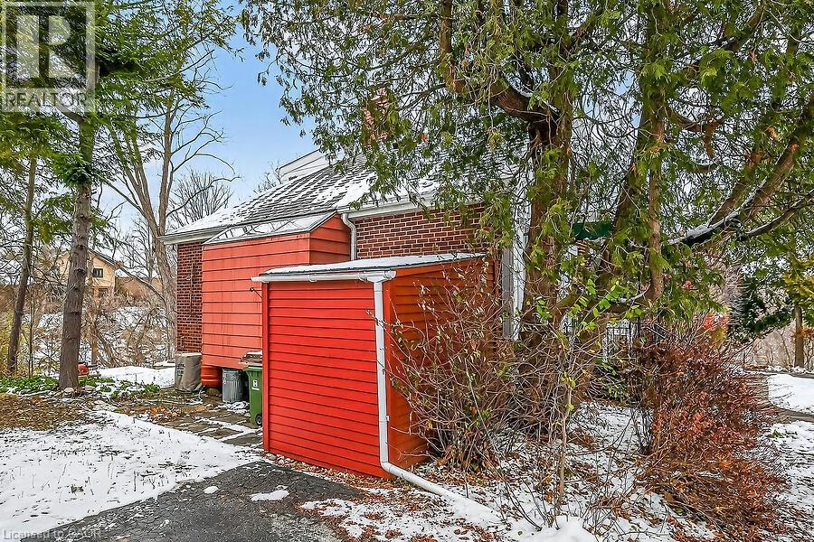 9 Daleview Court, Hamilton, Ontario  L8S 3L9 - Photo 39 - 40792294