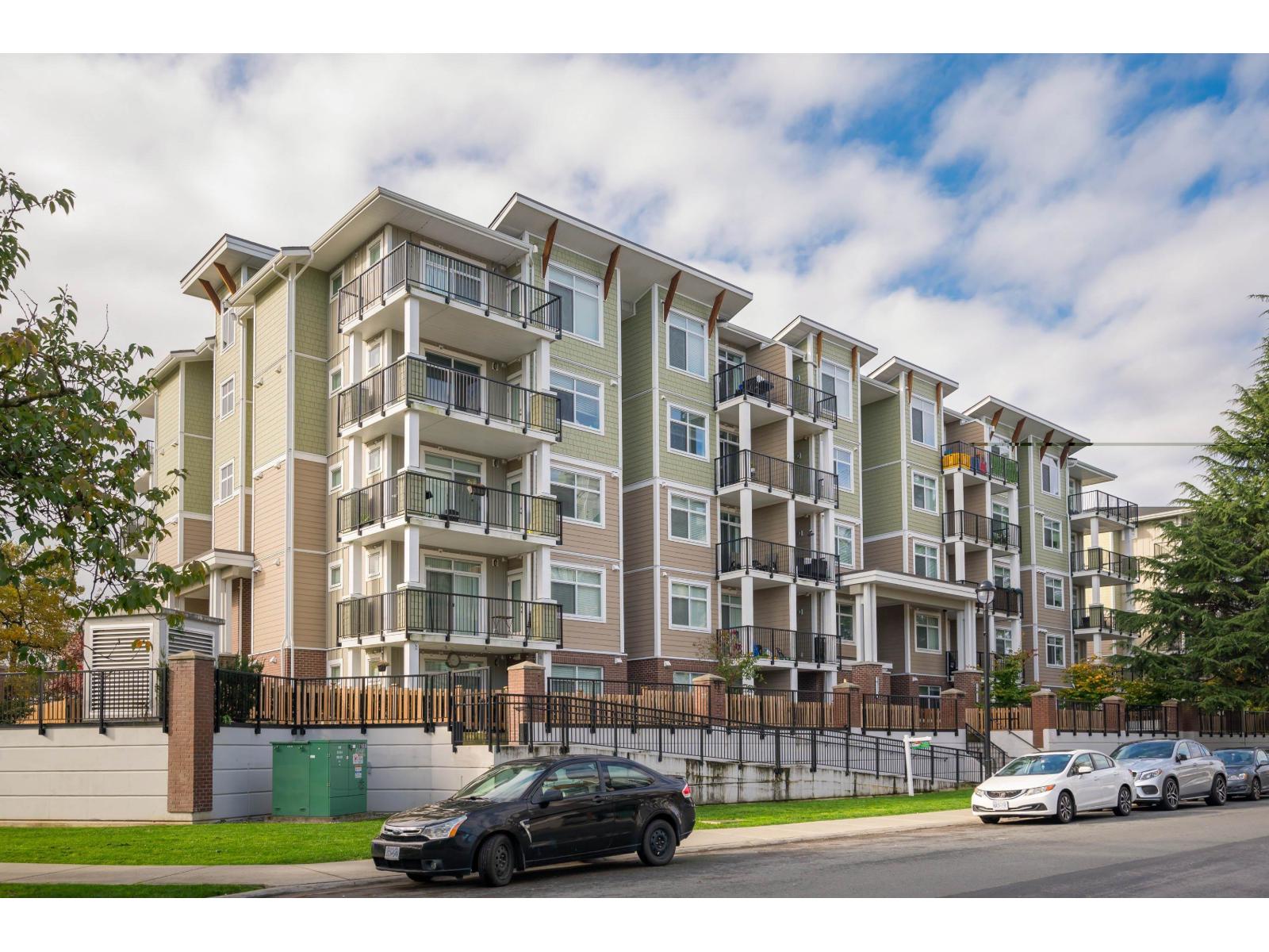 111 20696 Eastleigh Crescent, Langley, British Columbia  V3A 0M3 - Photo 1 - R3071756