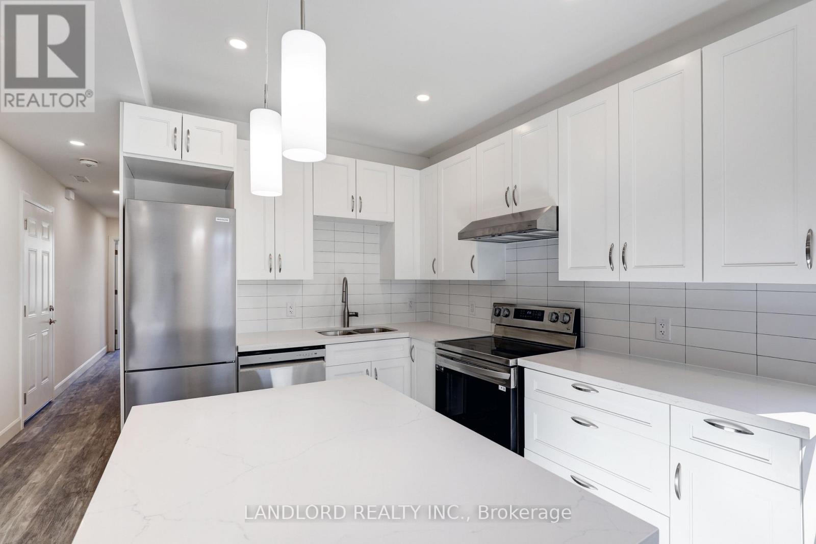 B - 620 Bathurst Street, Toronto, Ontario M5S 2R1 - Photo 6 - C12534794