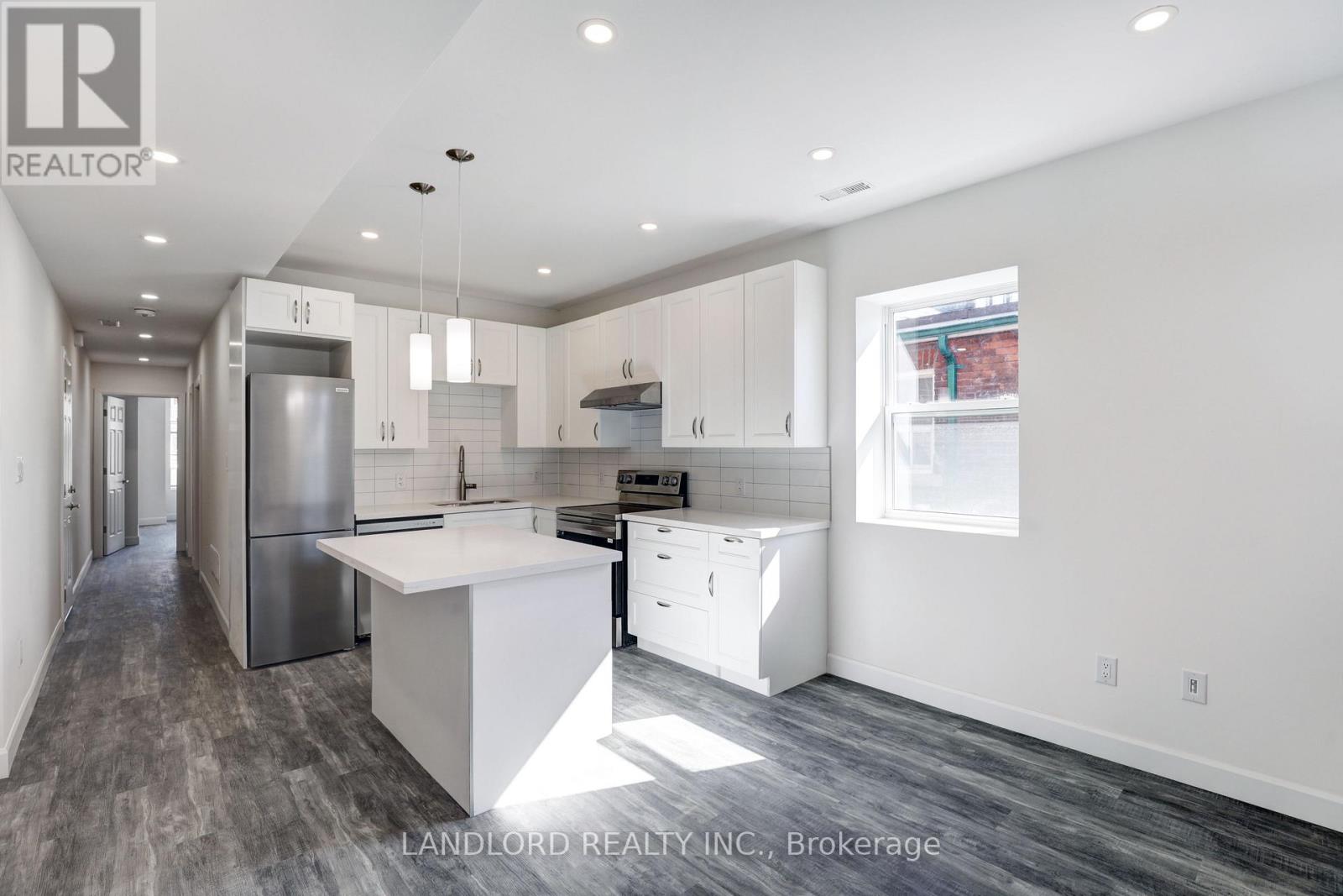 B - 620 Bathurst Street, Toronto, Ontario M5S 2R1 - Photo 2 - C12534794