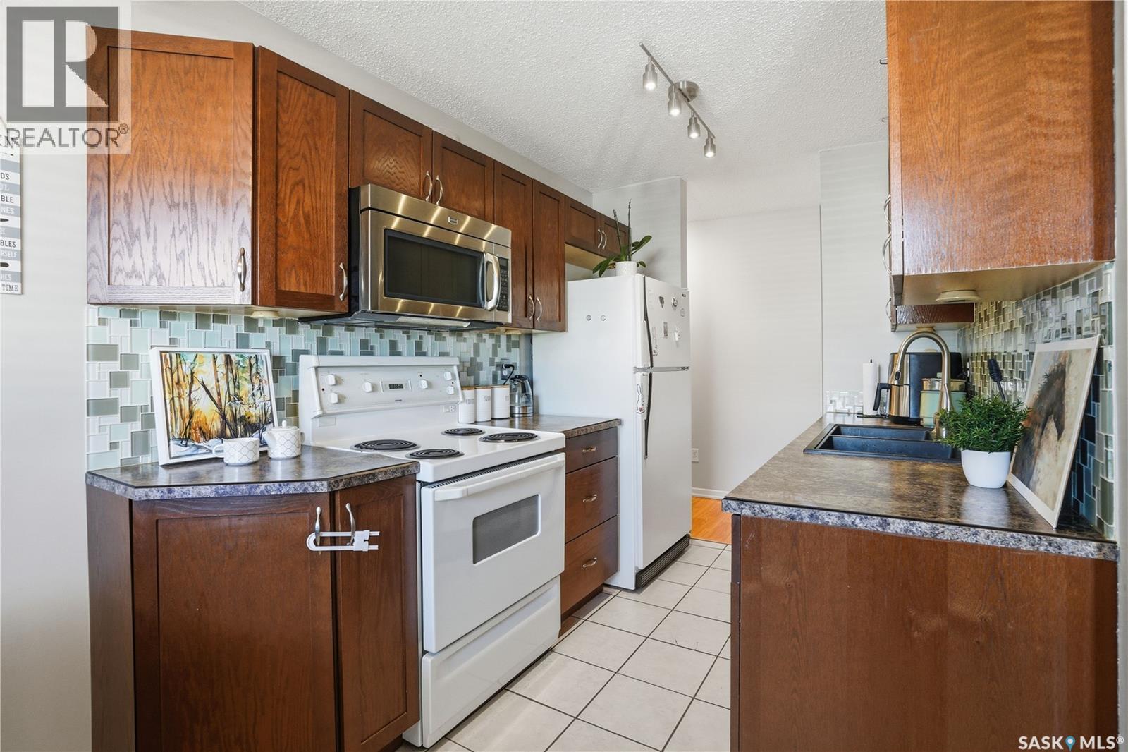 301 309a Cree Crescent, Saskatoon, Saskatchewan  S7K 7Y3 - Photo 11 - SK025254