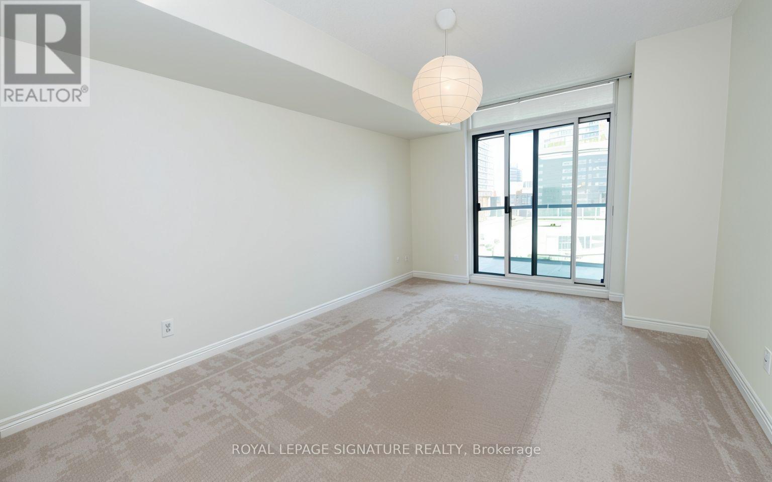 509 - 30 Grand Trunk Crescent, Toronto, Ontario  M5J 3A4 - Photo 7 - C12604554