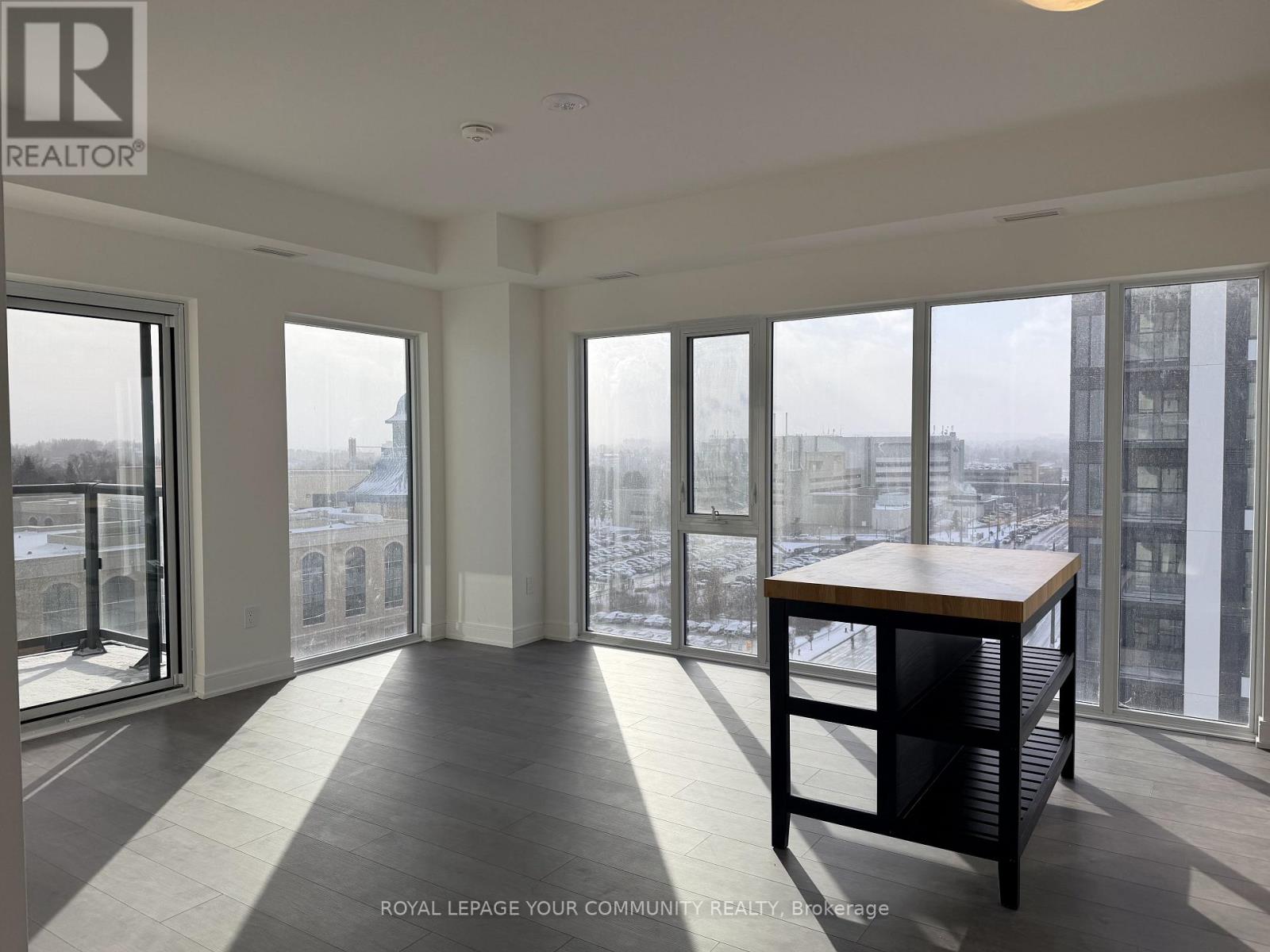 B908 - 715 DAVIS DRIVE, Newmarket, Ontario