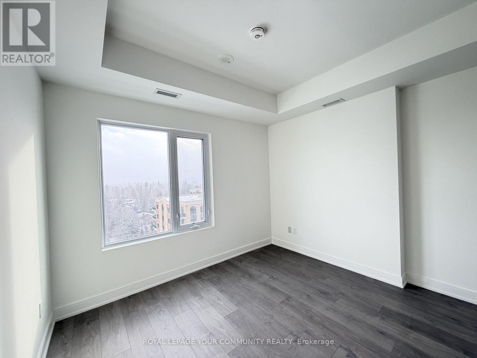 B908 - 715 Davis Drive, Newmarket, Ontario  L3Y 0J2 - Photo 7 - N12604442