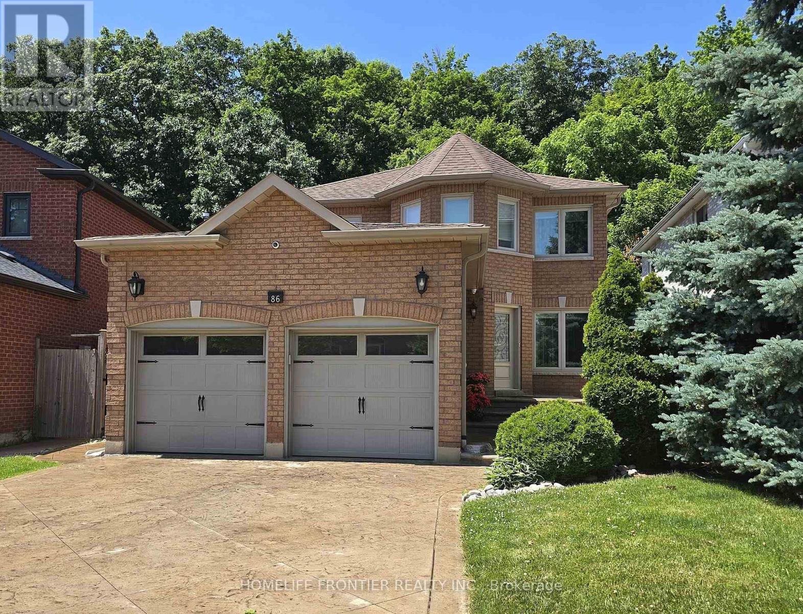 86 Larratt Lane, Richmond Hill, Ontario  L4C 0E2 - Photo 1 - N12604516