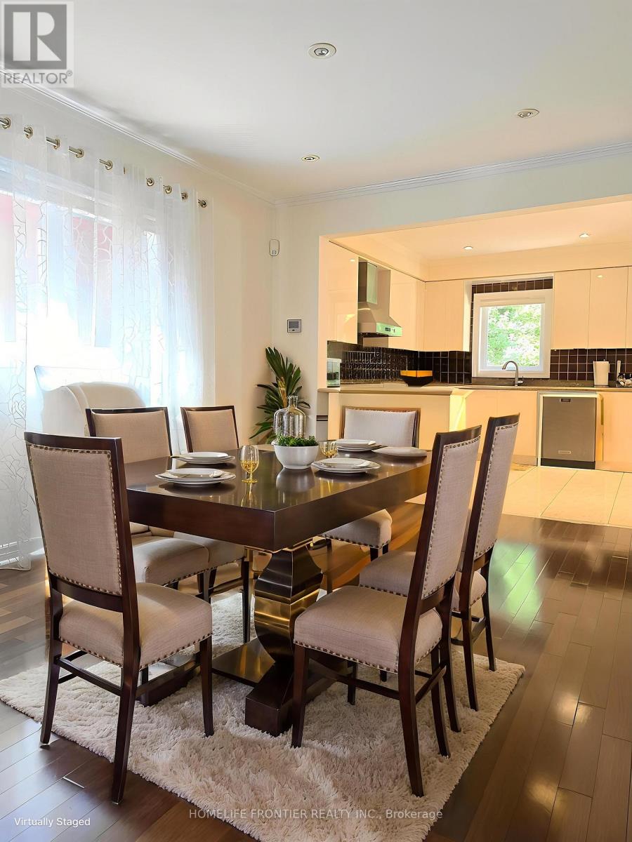 86 Larratt Lane, Richmond Hill, Ontario  L4C 0E2 - Photo 7 - N12604516