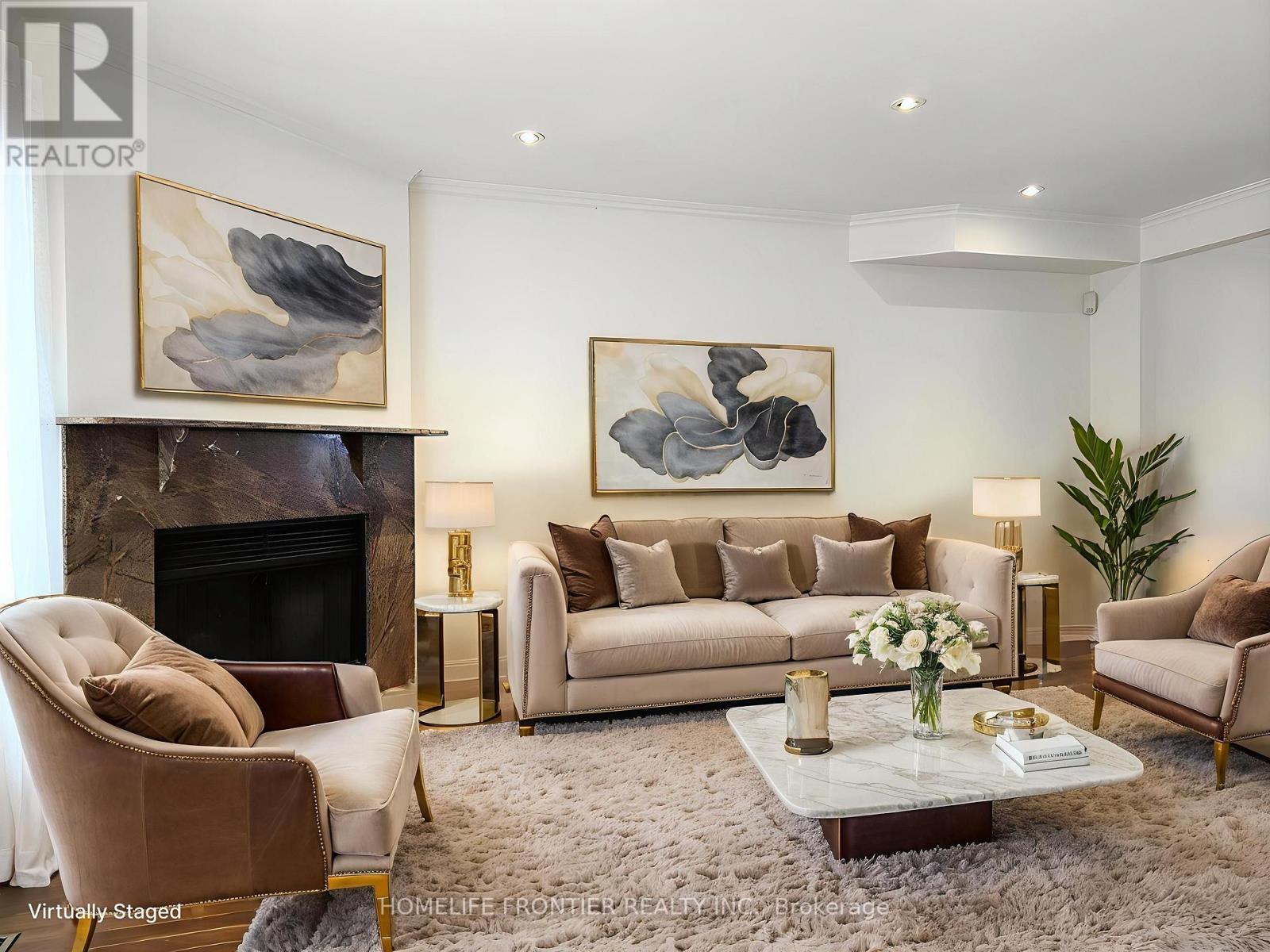 86 Larratt Lane, Richmond Hill, Ontario  L4C 0E2 - Photo 8 - N12604516